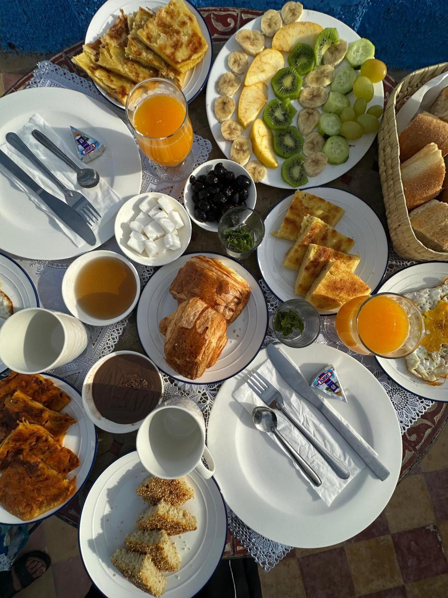 Riad Zohor Fez Buitenkant foto