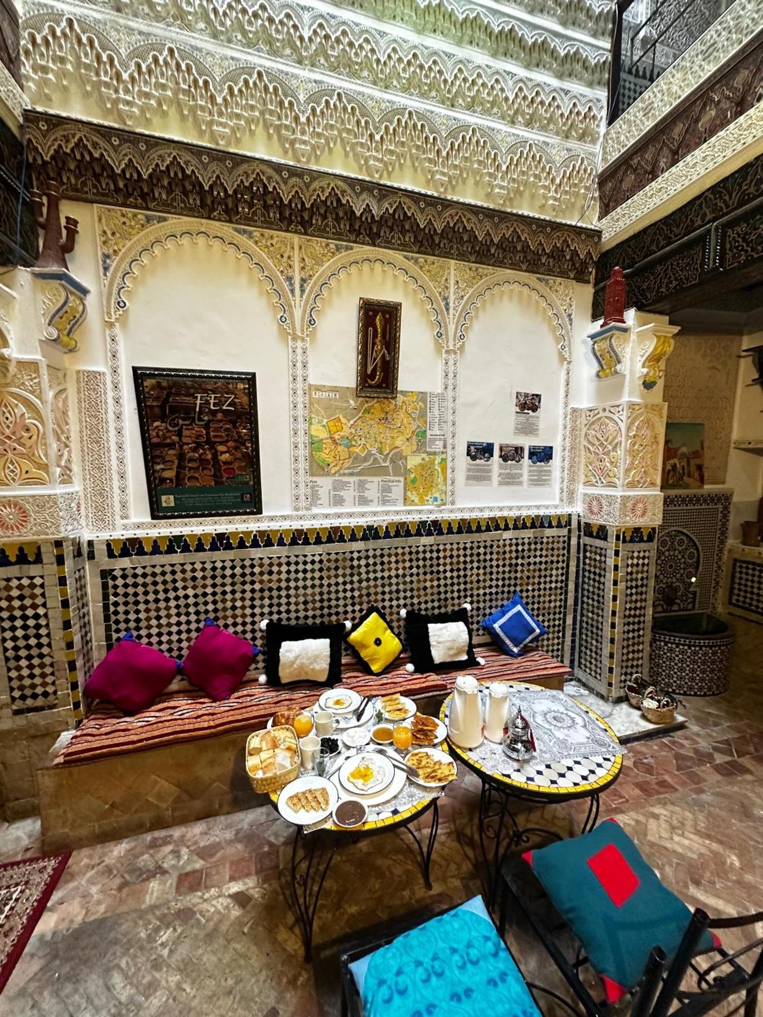Riad Zohor Fez Buitenkant foto