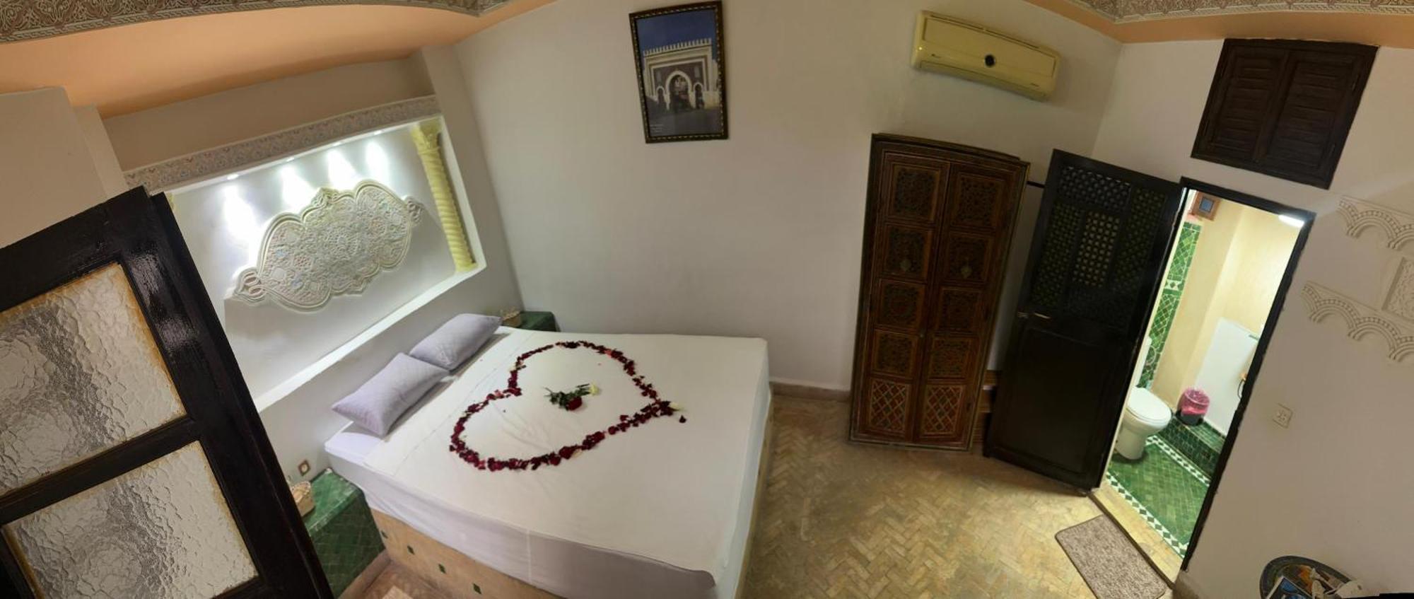 Riad Zohor Fez Buitenkant foto