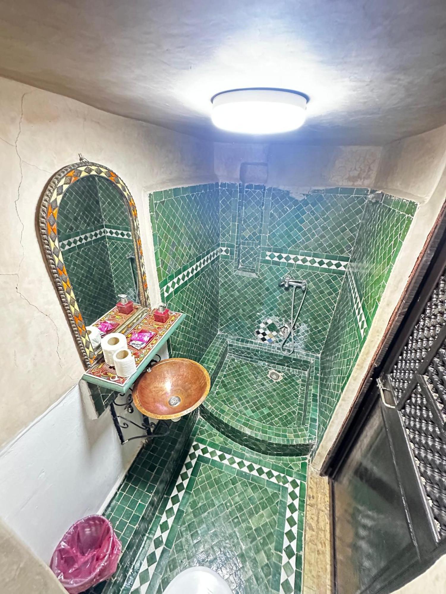 Riad Zohor Fez Buitenkant foto