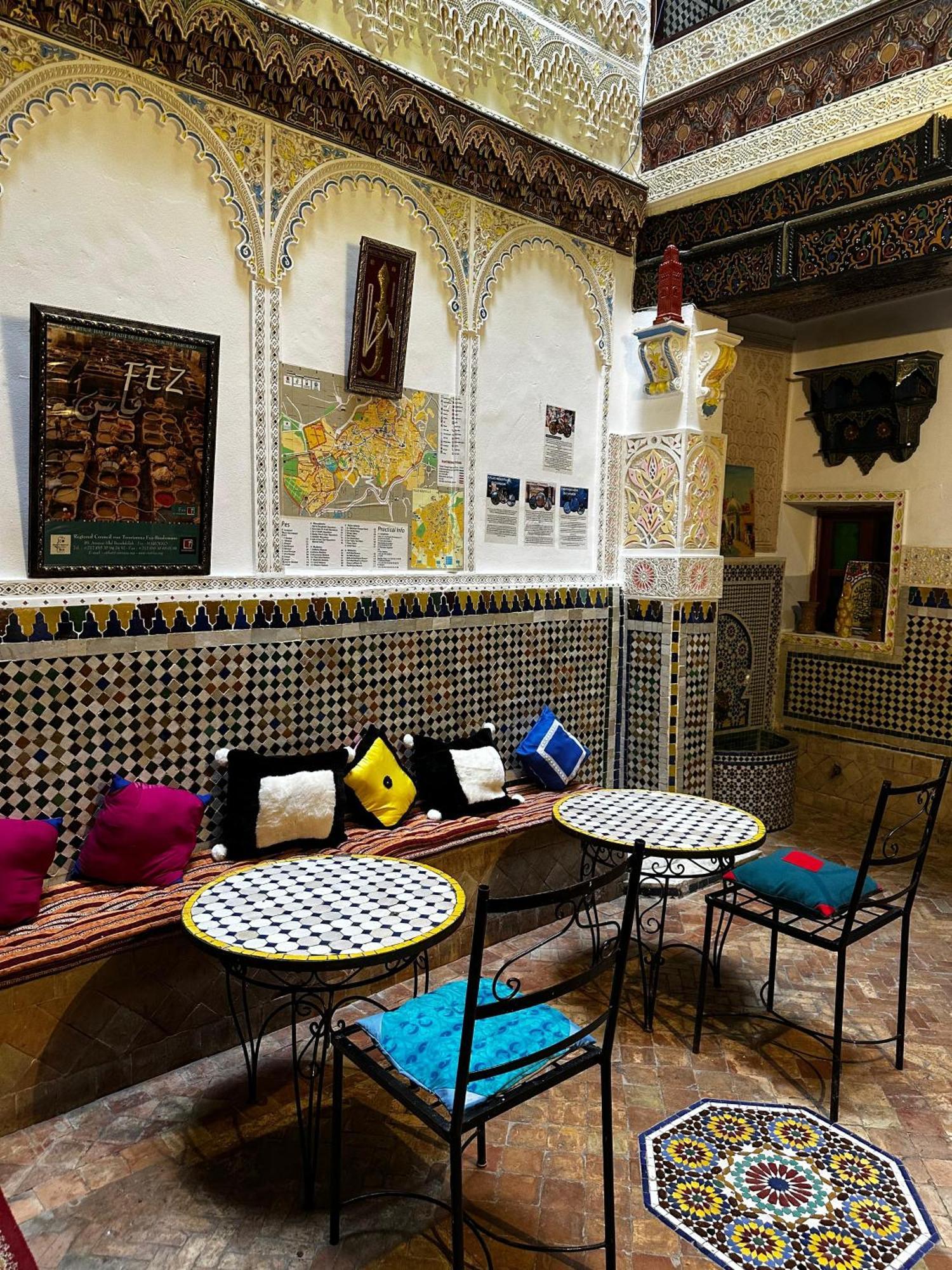 Riad Zohor Fez Buitenkant foto